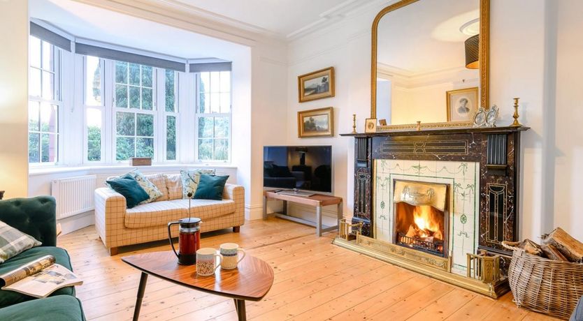 Photo of 7 Bed in Aberllefenni