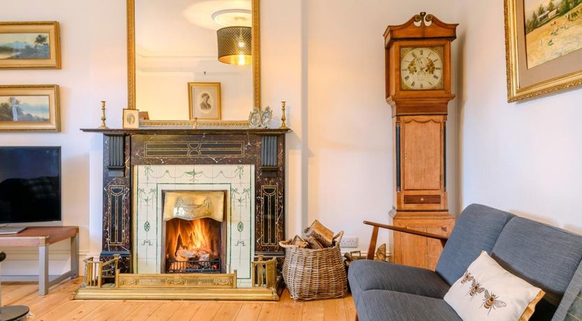 Photo of 7 Bed in Aberllefenni