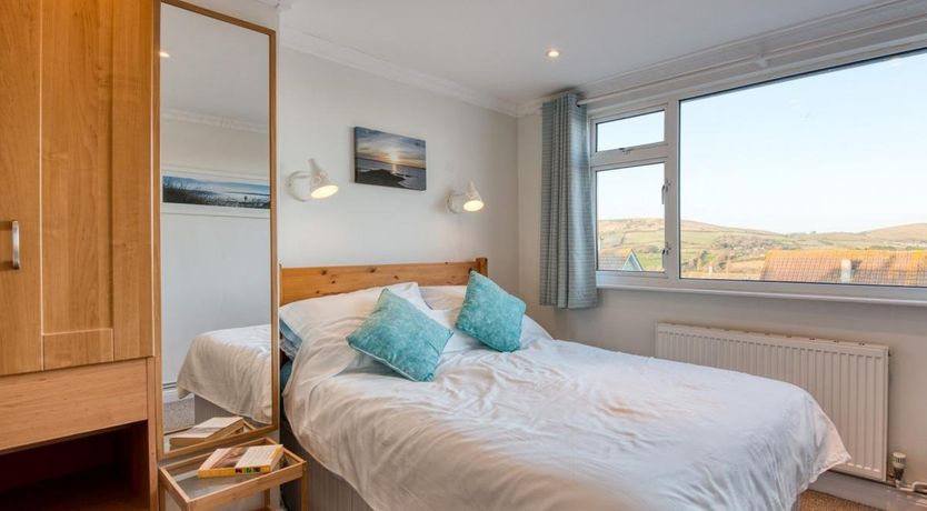 Photo of 3 Bed in Swanage