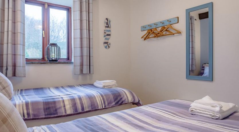 Photo of 2 Bed in Tintagel