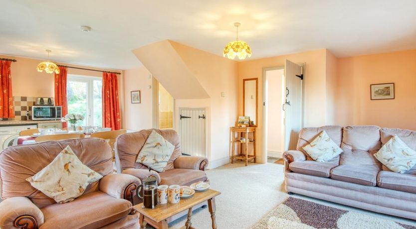 Photo of 2 Bed in Godshill