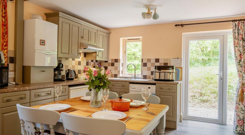 Photo of 2 Bed in Ventnor