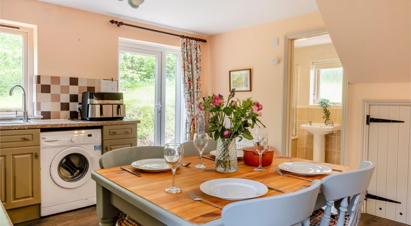 Photo of 2 Bed in Ventnor