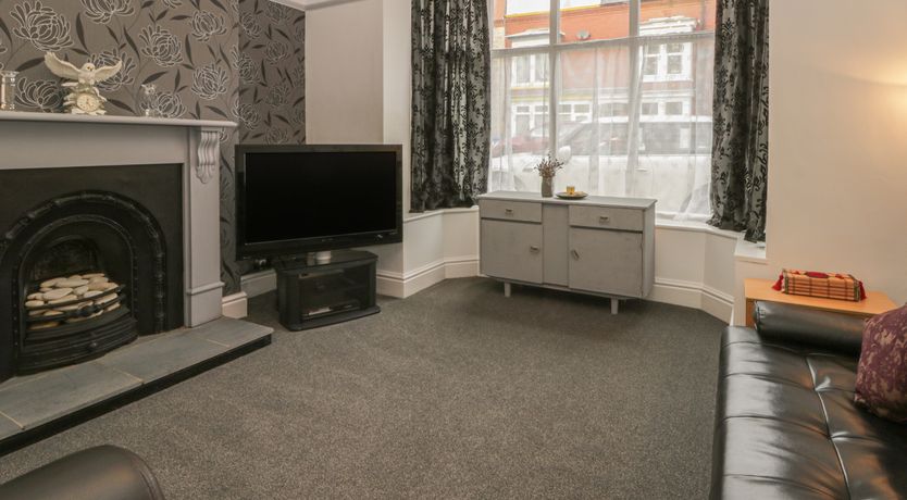 Photo of Cosy Coast Cottage