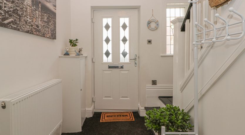 Photo of Cosy Coast Cottage