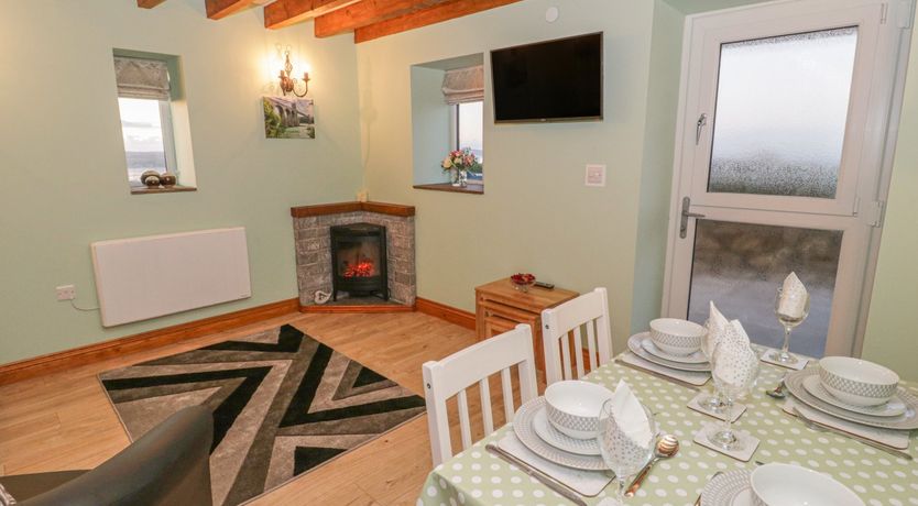 Photo of Ysgubor  Ddegwm Bach