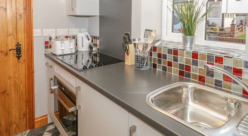 Photo of Ysgubor  Ddegwm Bach