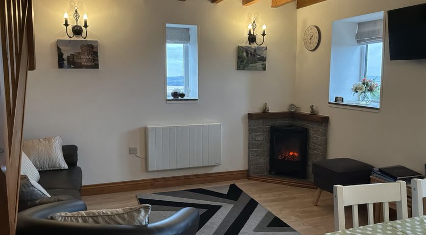 Photo of Ysgubor  Ddegwm Bach