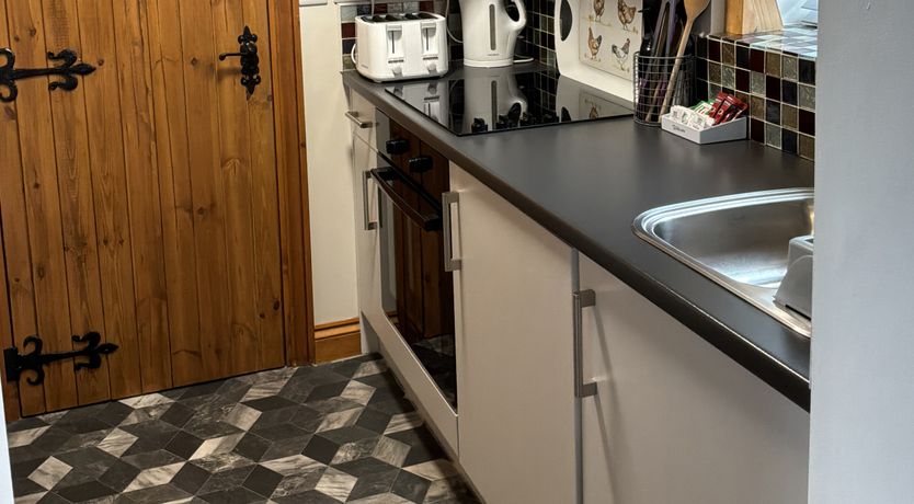 Photo of Ysgubor  Ddegwm Bach