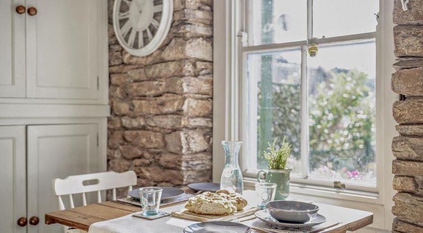 Photo of 1 Bed in Brixham