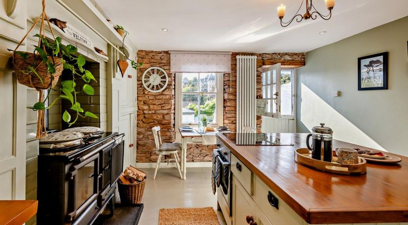 Photo of 1 Bed in Brixham