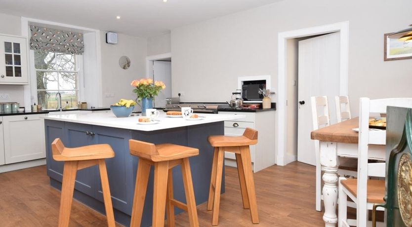 Photo of 5 Bed in Chirnside