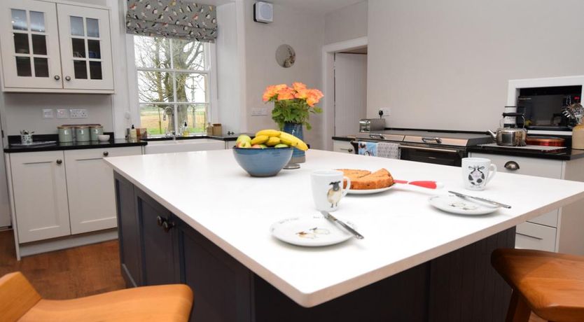 Photo of 5 Bed in Chirnside