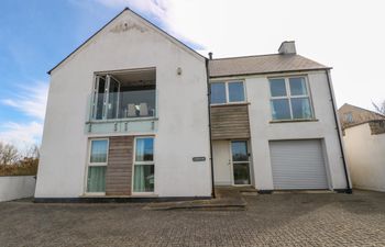 Gwelfor, Marloes Holiday Cottage