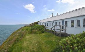 Photo of Clifftop Carriage