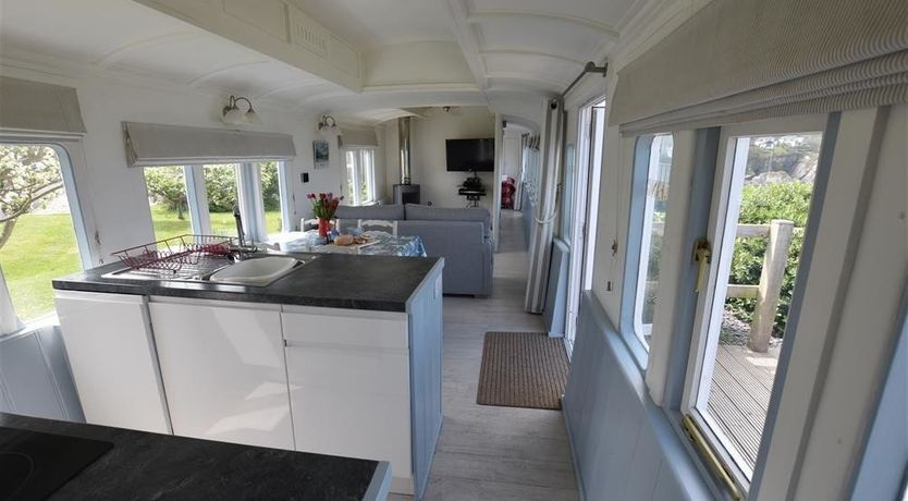 Photo of Clifftop Carriage