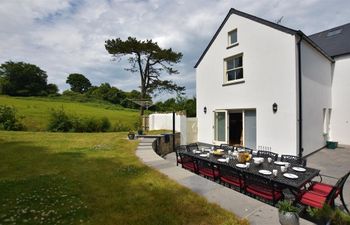 Gwelfor, Newport Holiday Cottage