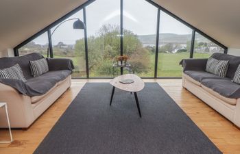 The Willows Holiday Cottage