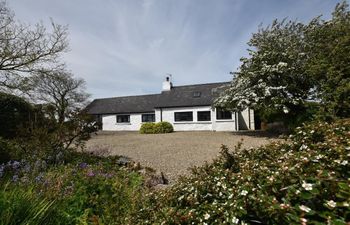 Ty-Newydd Cottage Holiday Cottage
