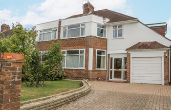 Sea Dreams Holiday Cottage