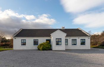 Inchaloughra Lodge - A spacious and sociable  Holiday Cottage