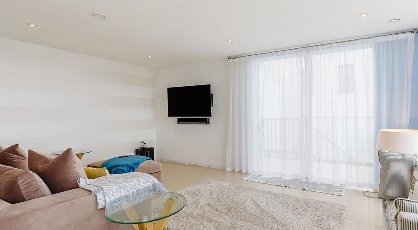 Photo of 5 Bed in Polruan