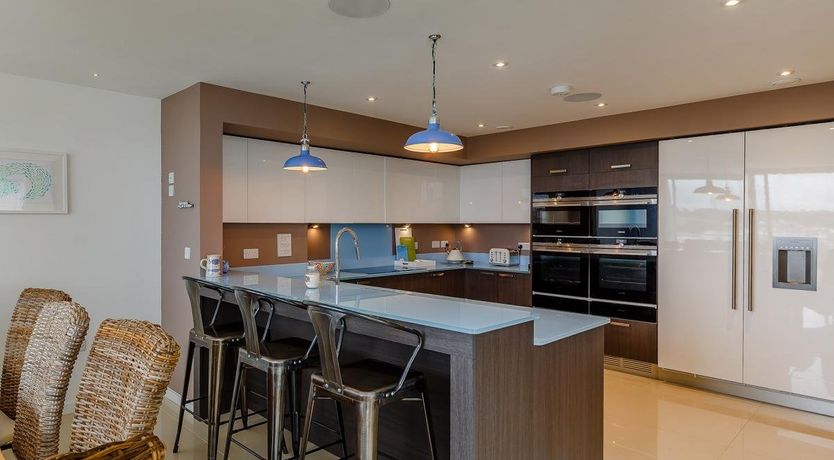 Photo of 5 Bed in Polruan