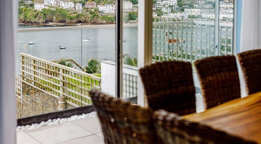 Photo of 5 Bed in Polruan