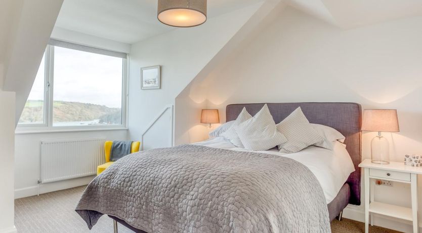 Photo of 4 Bed in Fowey