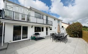 Photo of 4 Bed in Saundersfoot