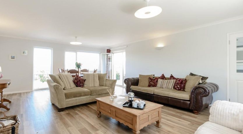 Photo of 4 Bed in Saundersfoot