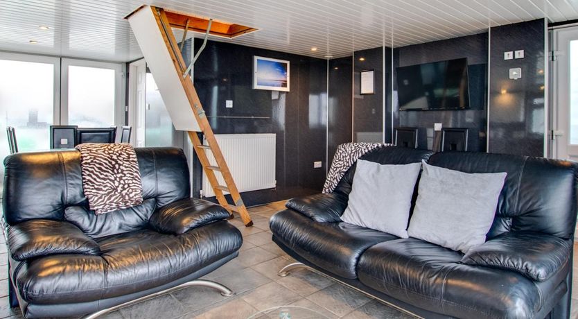 Photo of 2 Bed in Whitstable