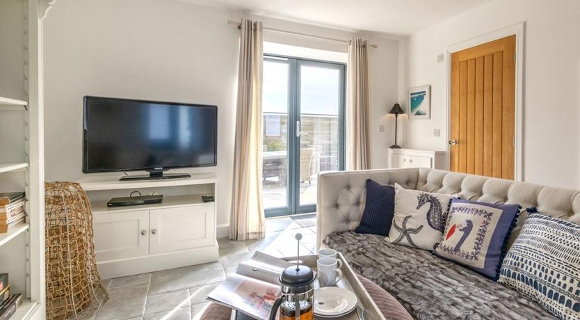 Photo of in Cemaes Bay  (77640)