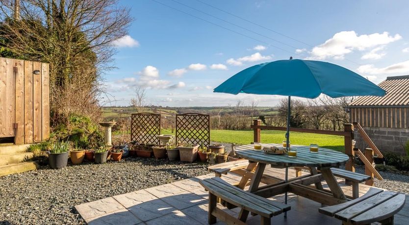 Photo of 4 Bed in Milton Damerel