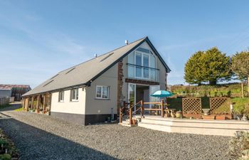 4 Bed in Milton Damerel Holiday Cottage