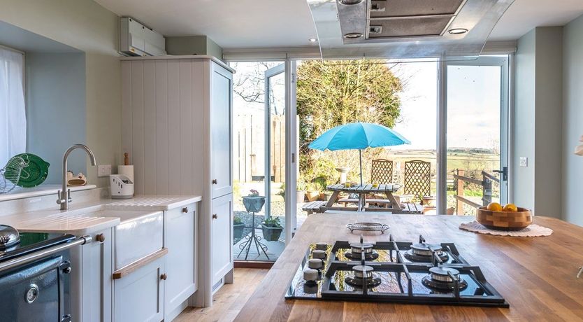 Photo of 4 Bed in Milton Damerel