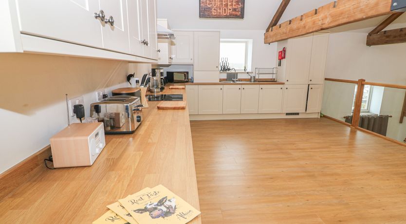 Photo of Upper House Barn (Saddleworth)