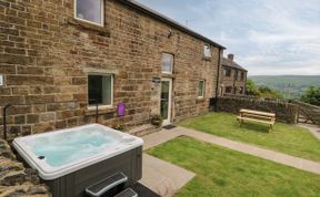 Photo of Upper House Barn (Saddleworth)