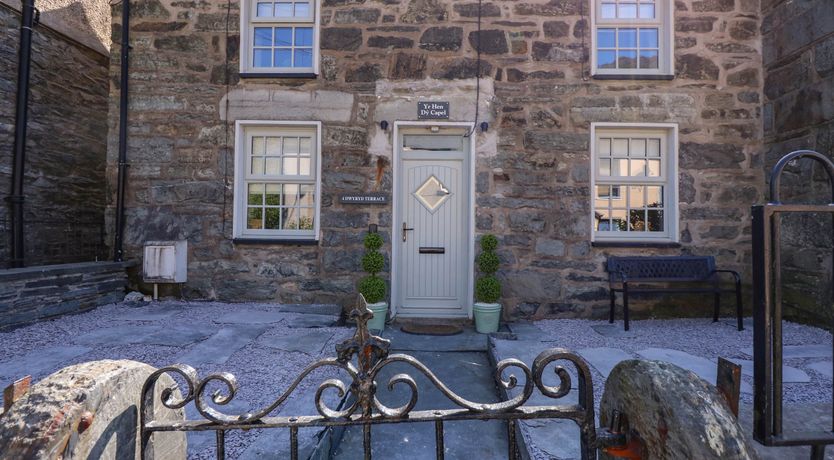 Photo of Yr Hen Dy Capel