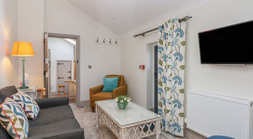 Photo of Lakeside Cottage