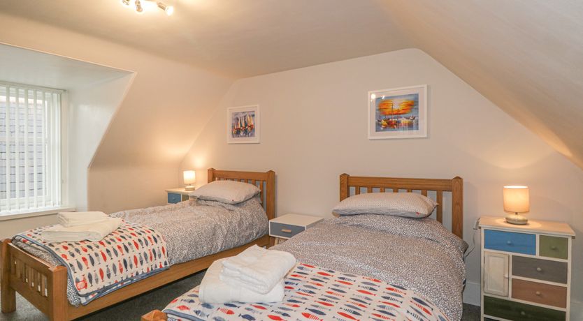 Photo of 28 Low Shore