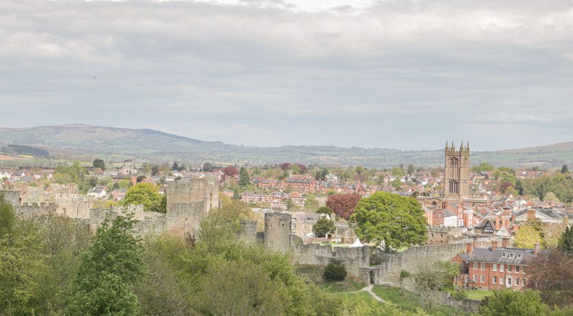 Photo of Hillside Lodge