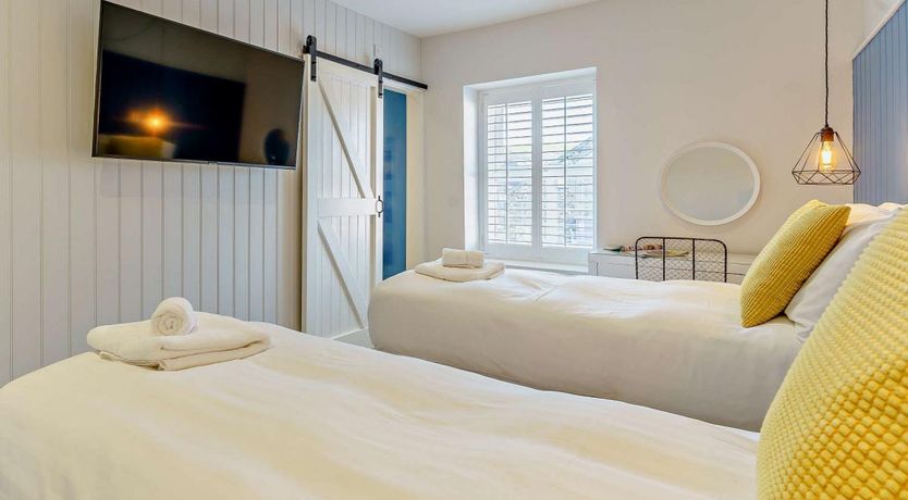 Photo of 2 Bed in Aberaeron