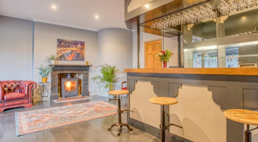 Photo of 15 Bed in Matlock