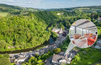 15 Bed in Matlock Holiday Cottage