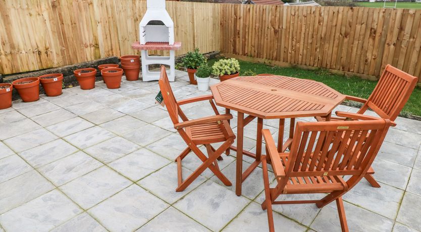 Photo of Coeden Bach