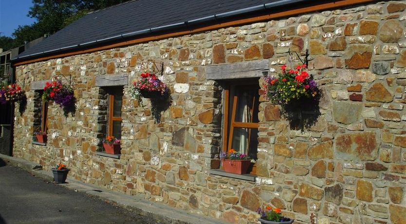 Photo of Llanmorlais Farm Cottage