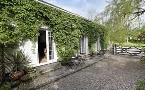 Photo of Llethryd Farm Cottage One