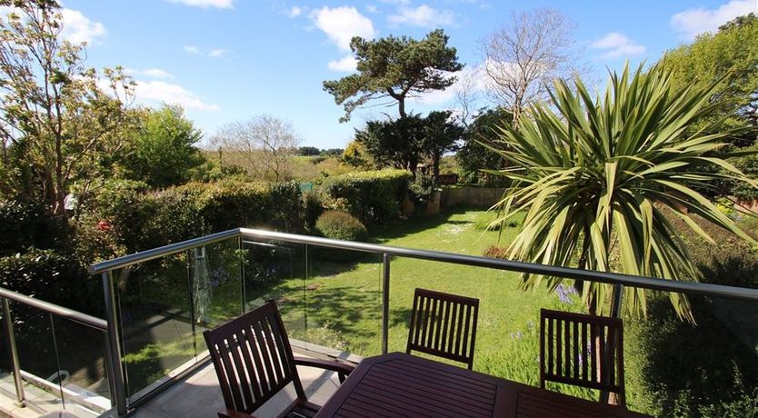 Photo of Caswell Bay House