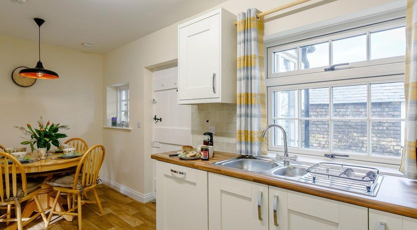 Photo of 2 Bed in Alford